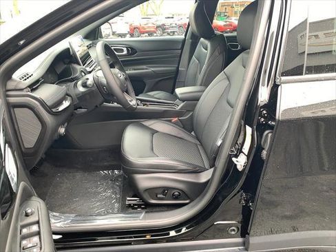 New 2025 Jeep Compass Latitude w/ Convenience Group image 13