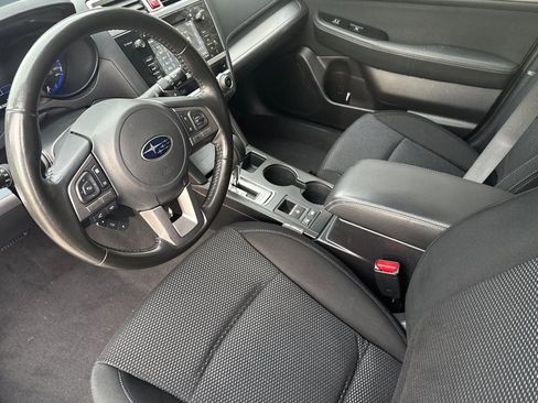 Used 2016 Subaru Outback 2.5i Premium image 4