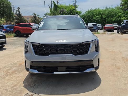 New 2026 Kia Sorento S FWD image 3