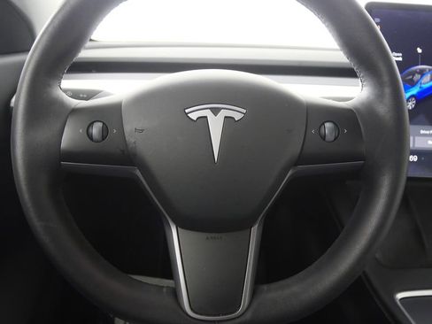 Used 2021 Tesla Model Y Long Range image 20