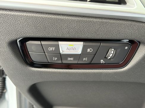 New 2026 BMW 330i Sedan w/ M Sport Package image 14