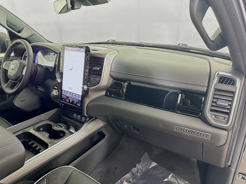 New 2026 RAM 1500 Laramie AWD/4WD image 27
