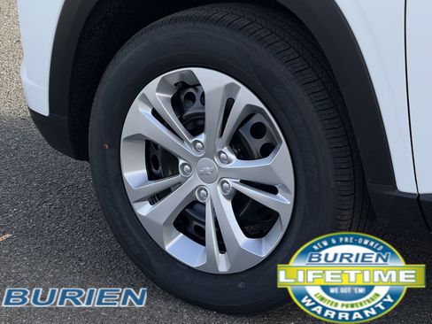 New 2026 Chevrolet Trax LS image 28