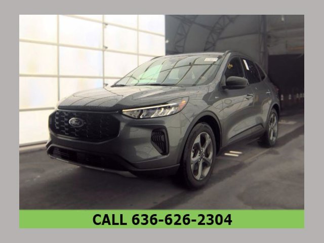 Used 2025 Ford Escape ST-Line FWD image 1