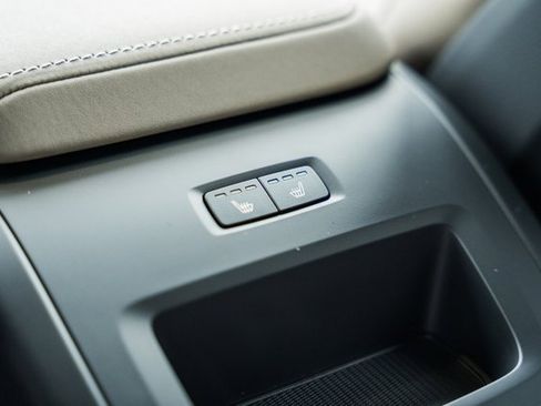 New 2026 Volvo XC60 B5 Plus w/ Protection Package Premier image 30