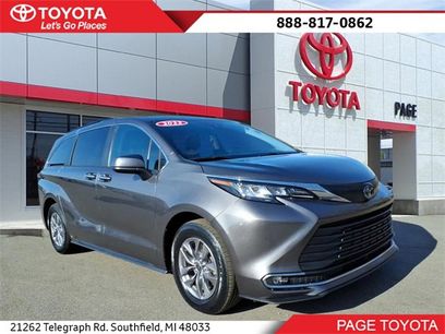 Certified 2023 Toyota Sienna XLE