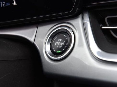 Used 2024 Chevrolet Trax LT image 16