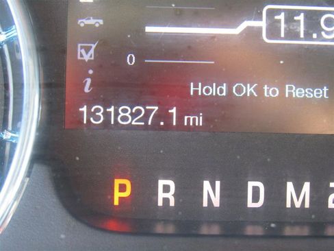 Used 2013 Ford F150 XLT w/ Mid Equipment Group image 18