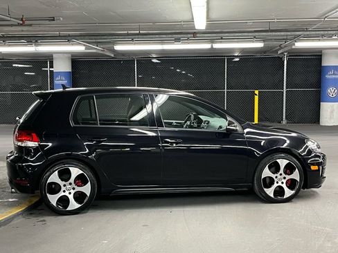 Used 2013 Volkswagen GTI 4-Door image 31