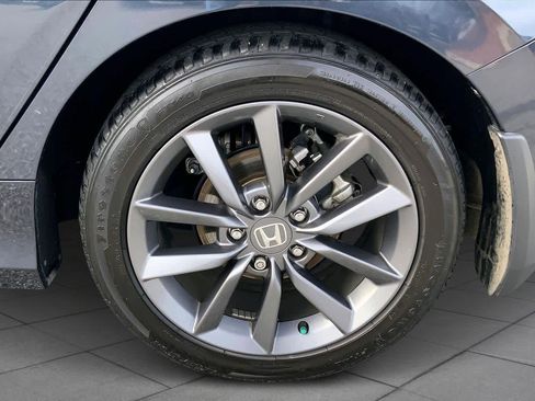 Used 2019 Honda Civic EX image 10