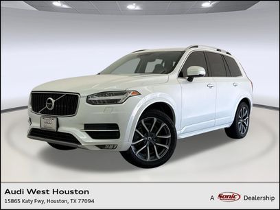 Used 2017 Volvo XC90 T6 Momentum w/ Vision Package