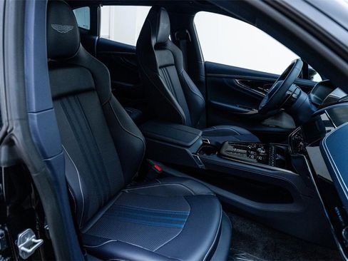 Used 2025 Aston Martin DBX 707 image 38