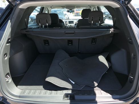 Used 2019 Chevrolet Equinox LS w/ LPO, Cargo Package FWD image 23