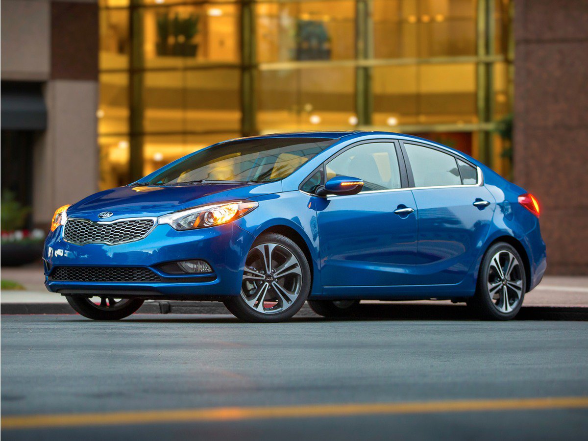 Used 2015 Kia Forte LX FWD image 1