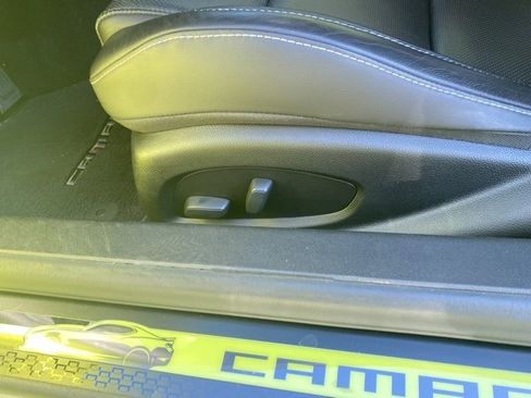 Used 2021 Chevrolet Camaro LT image 19