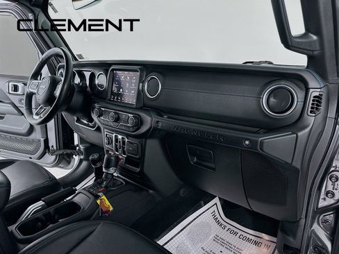 Used 2022 Jeep Wrangler Unlimited Rubicon 4xe w/ Dual Top Group AWD/4WD image 33