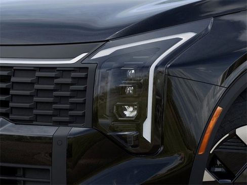 New 2026 Kia Sportage LX image 10