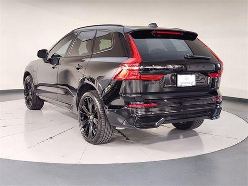 Used 2024 Volvo XC60 T8 Ultimate image 6