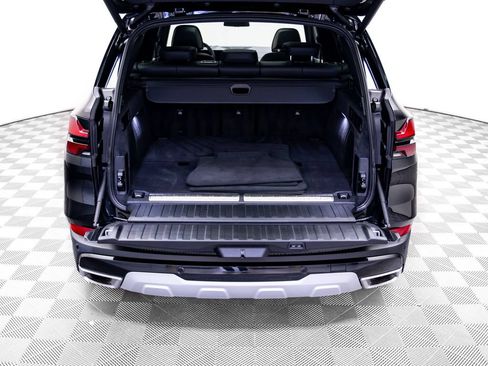 Used 2024 BMW X5 xDrive50e AWD/4WD image 33