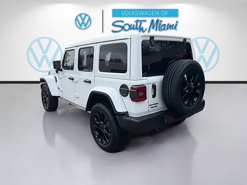 Used 2025 Jeep Wrangler Sahara w/ Safety Group image 5