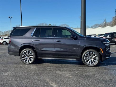 New 2026 Chevrolet Tahoe High Country w/ Sun And Tow Package image 2