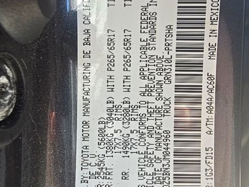 Used 2018 Toyota Tacoma TRD Sport AWD/4WD image 13