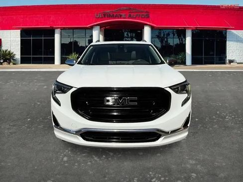 Used 2019 GMC Terrain Denali w/ Driver Alert Package II FWD image 6