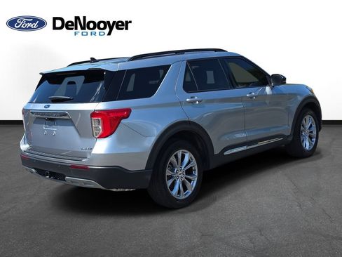 Used 2024 Ford Explorer XLT w/ Equipment Group 202A AWD/4WD image 6
