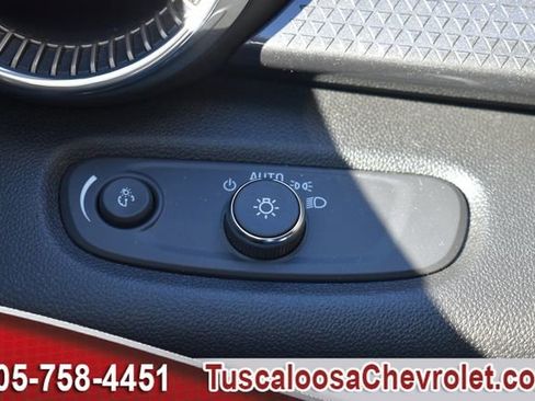 Used 2025 Chevrolet Trax ACTIV w/ Driver Confidence Package image 37