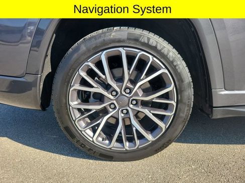 Used 2022 Jeep Grand Cherokee L Summit AWD/4WD image 7