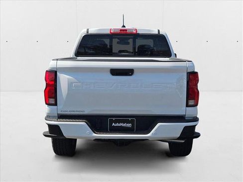 New 2025 Chevrolet Colorado LT w/ LT Convenience Package image 8