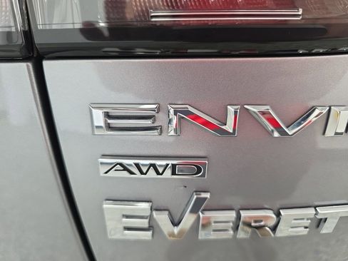 Used 2023 Buick Envision Avenir image 13