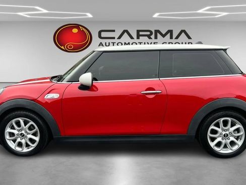 Used 2019 MINI Cooper S FWD image 2