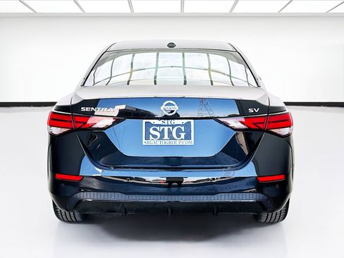 Used 2022 Nissan Sentra SV w/ SV Premium Package FWD image 5