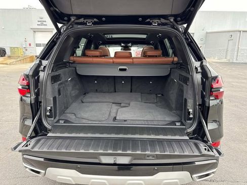 Used 2024 BMW X5 xDrive40i w/ Premium Package image 4