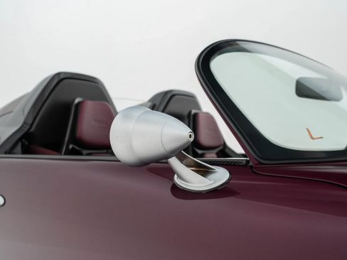 Used 1997 Porsche 911 Carrera RWD image 47