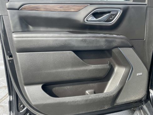 Used 2021 Chevrolet Tahoe LT AWD/4WD image 16