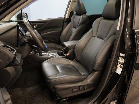 Used 2020 Subaru Forester Limited image 3