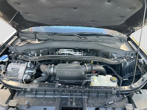 Used 2022 Ford Explorer ST image 30