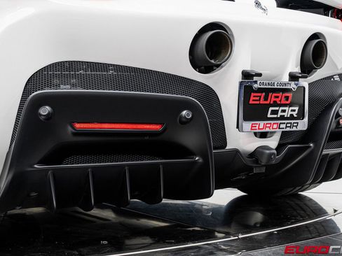 Used 2022 Ferrari SF90 Stradale AWD/4WD image 25