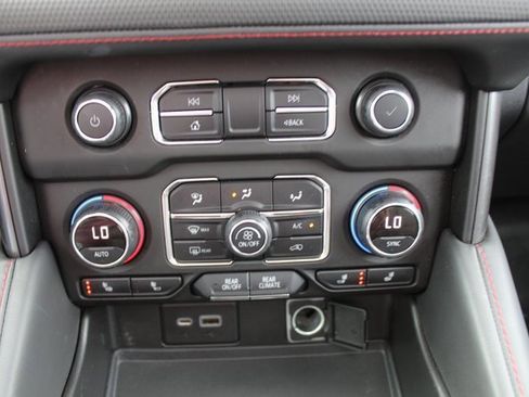 Used 2021 Chevrolet Tahoe RST image 31