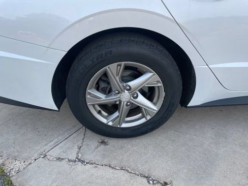 Used 2022 Hyundai Sonata SE w/ Cargo Package FWD image 10
