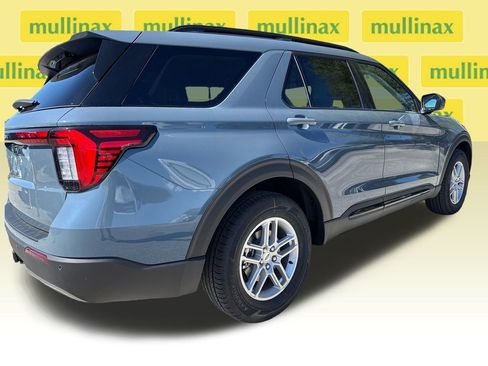 New 2026 Ford Explorer Active w/ Active Comfort Package image 15