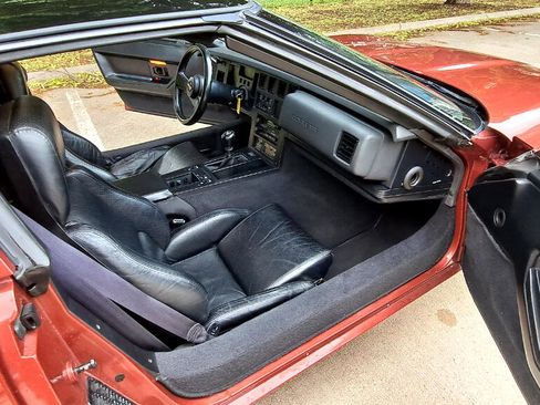 Used 1988 Chevrolet Corvette Coupe image 26