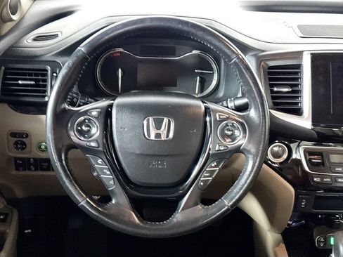 Used 2019 Honda Ridgeline RTL-E image 13