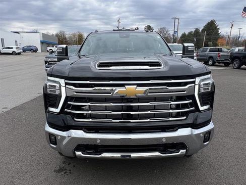 New 2026 Chevrolet Silverado 2500 LTZ w/ LTZ Premium Package image 10