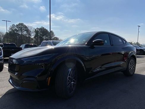 New 2025 Ford Mustang Mach-E Premium image 7