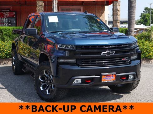 Used 2019 Chevrolet Silverado 1500 LT Trail Boss image 2