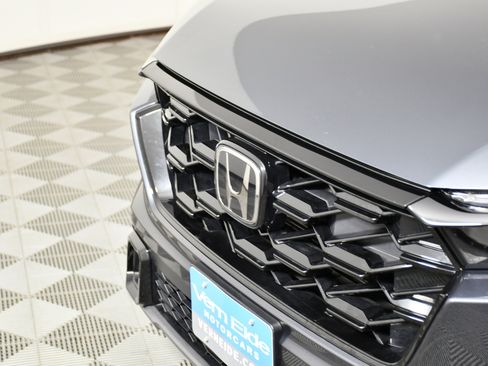 Certified 2024 Honda CR-V Sport image 11