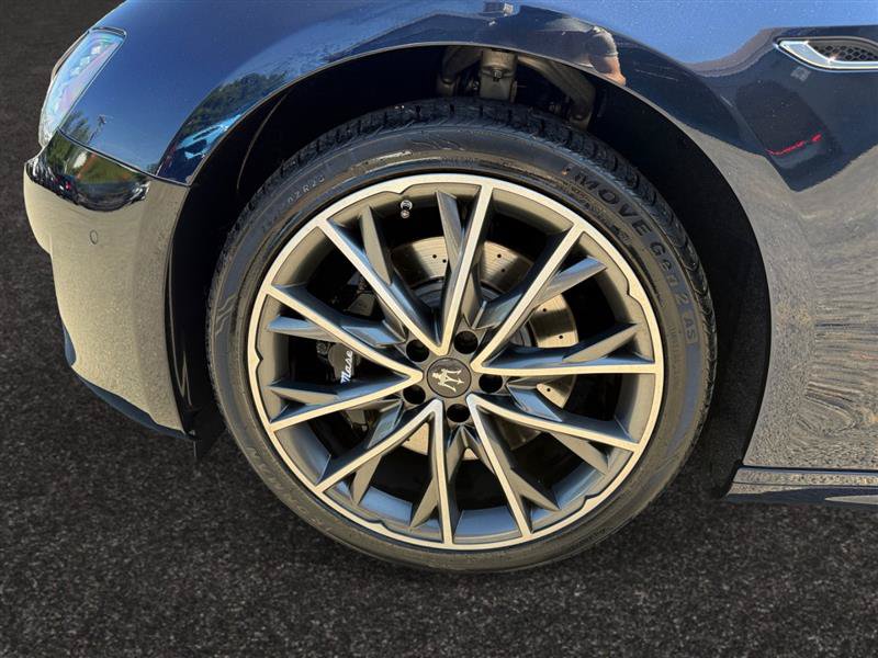 Used 2019 Maserati Ghibli S GranLusso RWD image 17